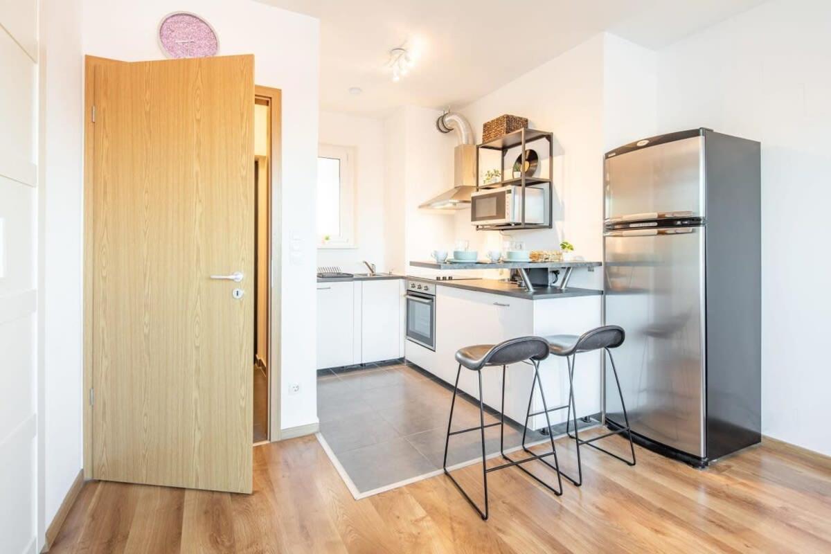 Cute Central Apartment With Balcony Budapest Eksteriør bilde
